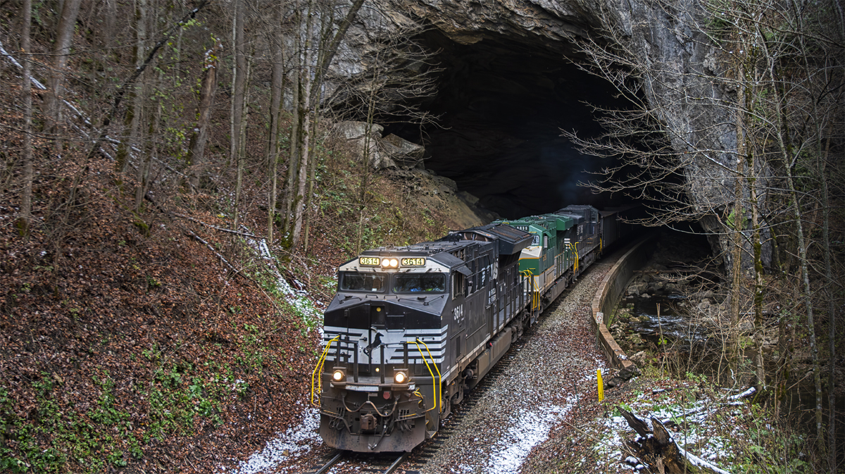 Trains Magazine Featured Article Thumbnail 3